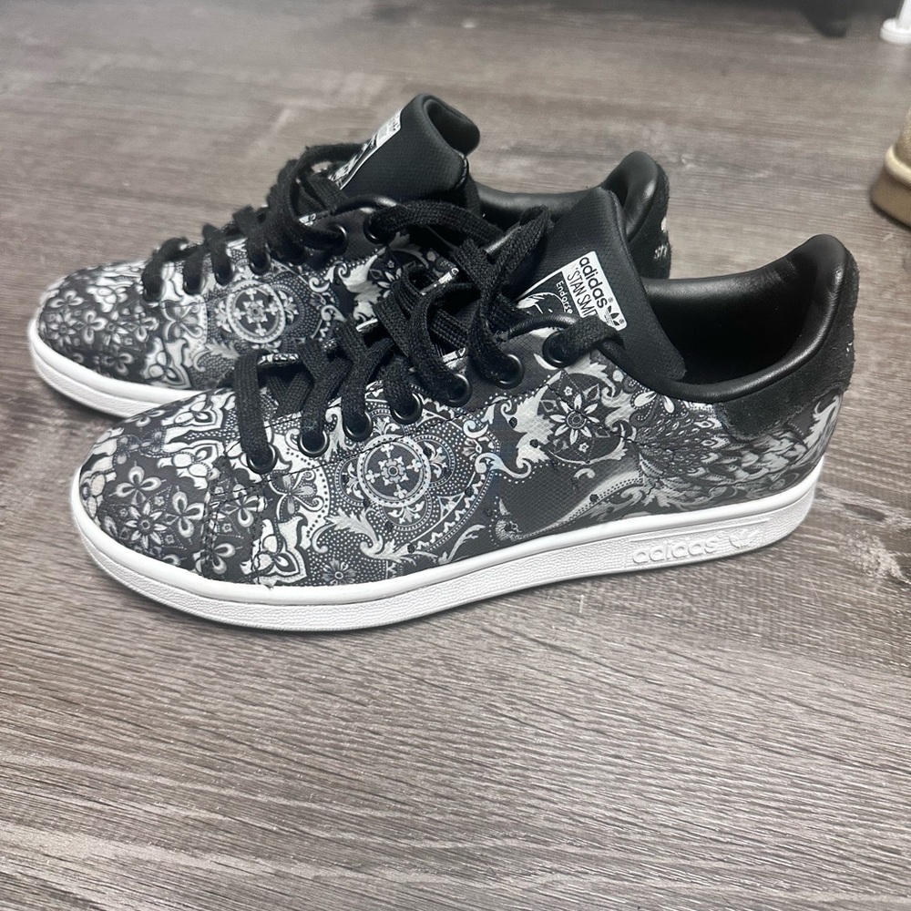 adidas Stan Smith Black and White lace tattoo Print Sneakers - Picture 2 of 9